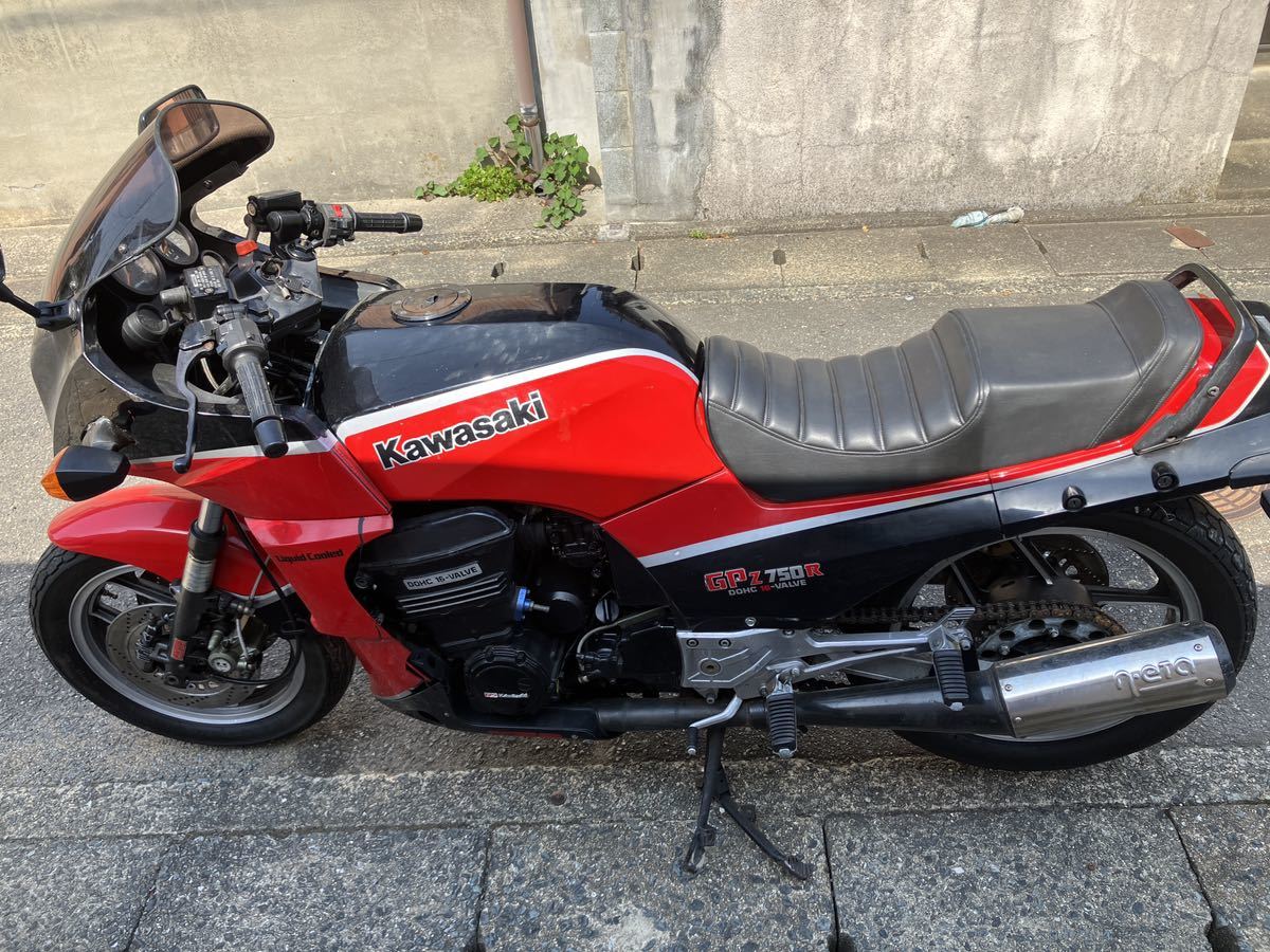 KAWASAKI gpz900 gpz750