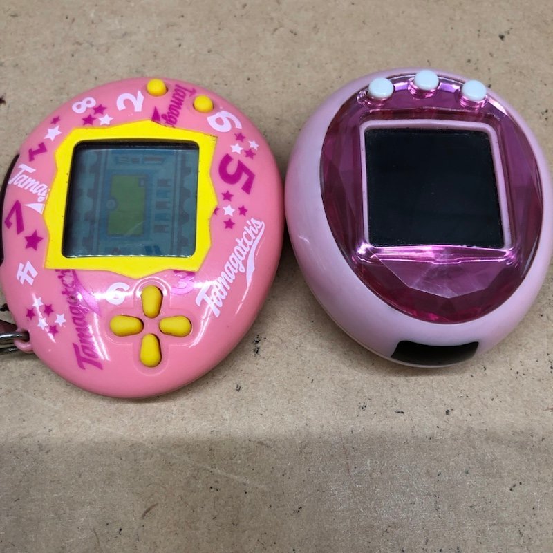 230425SK490240 BANDAI たまごっちスクールせーとぜーいんしゅーごっち