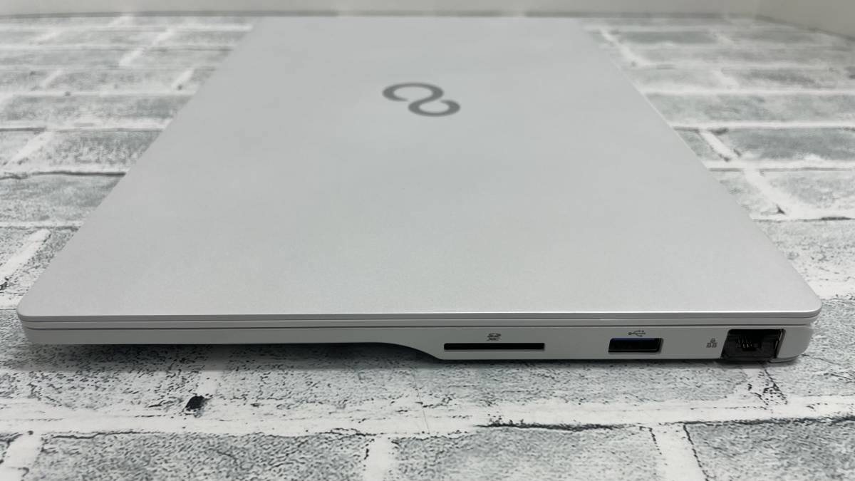 □超軽量□富士通 LIFEBOOK UH90⁄F3□13.3インチ⁄Intel Core i7