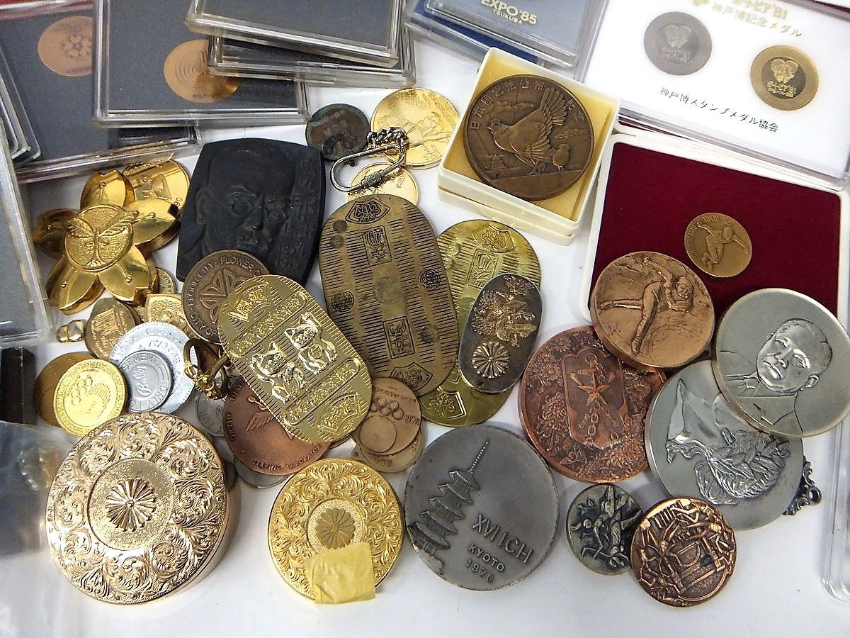 1円～ おたからや◆Y0504-01　メダル・ 24KGP金杯(※他の素材も含むことがございます)・他 大量まとめ売り - Yahoo!オークション 「金杯 １円から 24KGPとは？売れる金製品の特徴やお手入れ方法についても解説 21点