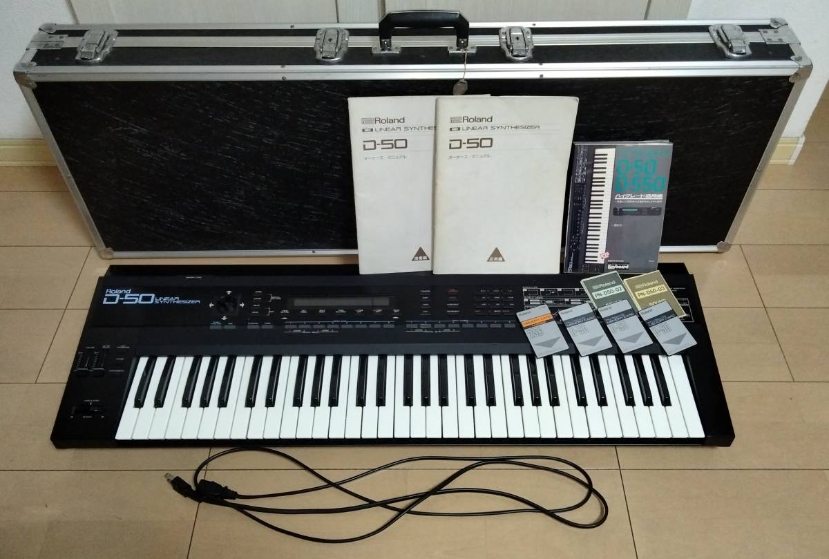 ★Roland D-50 動作品 電池交換済 ハードケース、メモリーカード4枚、取説付