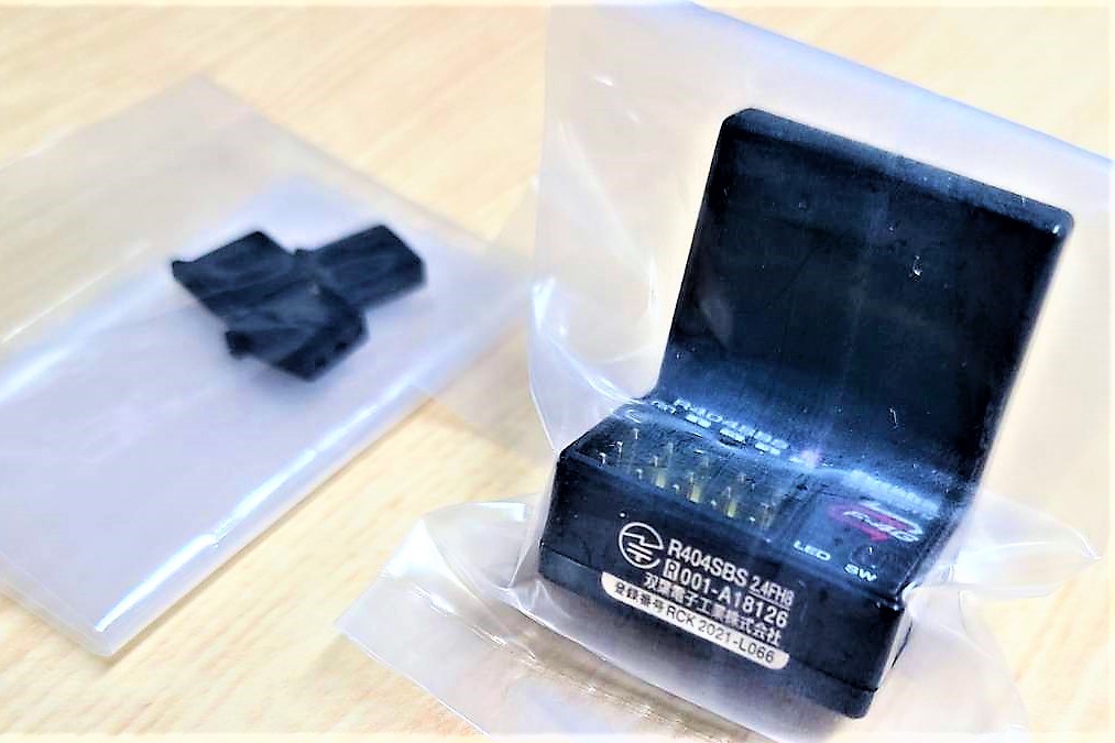 未使用 バルク品 FUTABA R404SBS-E 電動RCカー用受信機 フタバ F-4G