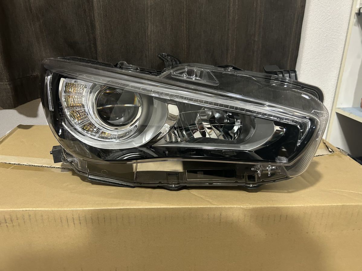 日産スカイラインV37 右ヘッドライト 純正 LED 刻印イ 【公式通販】
