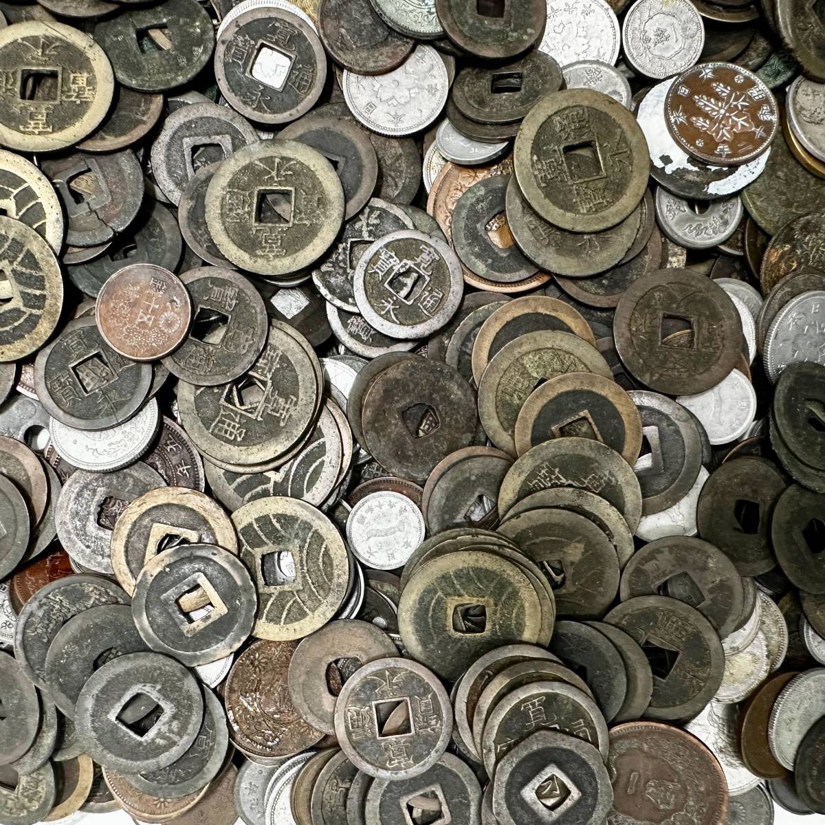 約3.8kg 古銭 近代銭 硬貨 貨幣 日本 大量 まとめて まとめ売り セット