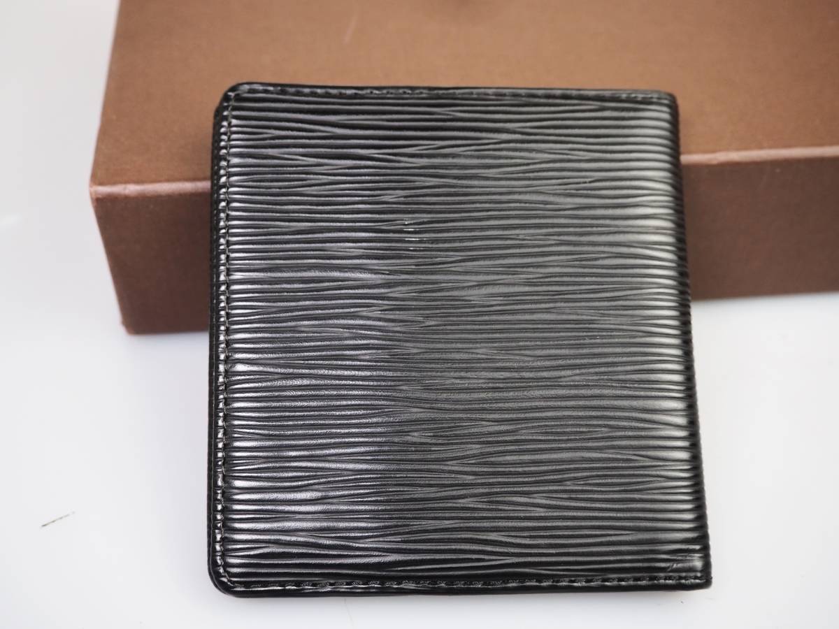 【美品】正規品★ルイヴィトン★黒エピ★ポルトビエ 6カルトクレディ 二つ折り財布