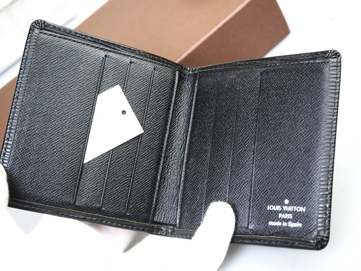 【美品】正規品★ルイヴィトン★黒エピ★ポルトビエ 6カルトクレディ 二つ折り財布