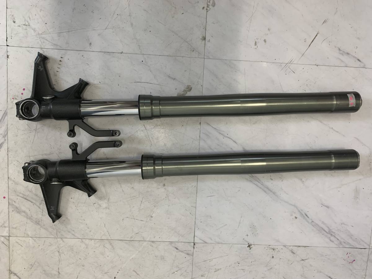 グロム オーリンズ フロントフォーク カートリッジFGK組み込み済