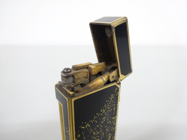 dunhill ダンヒル 黒漆 ブラック ゴールド ローラー ガス ライター d 