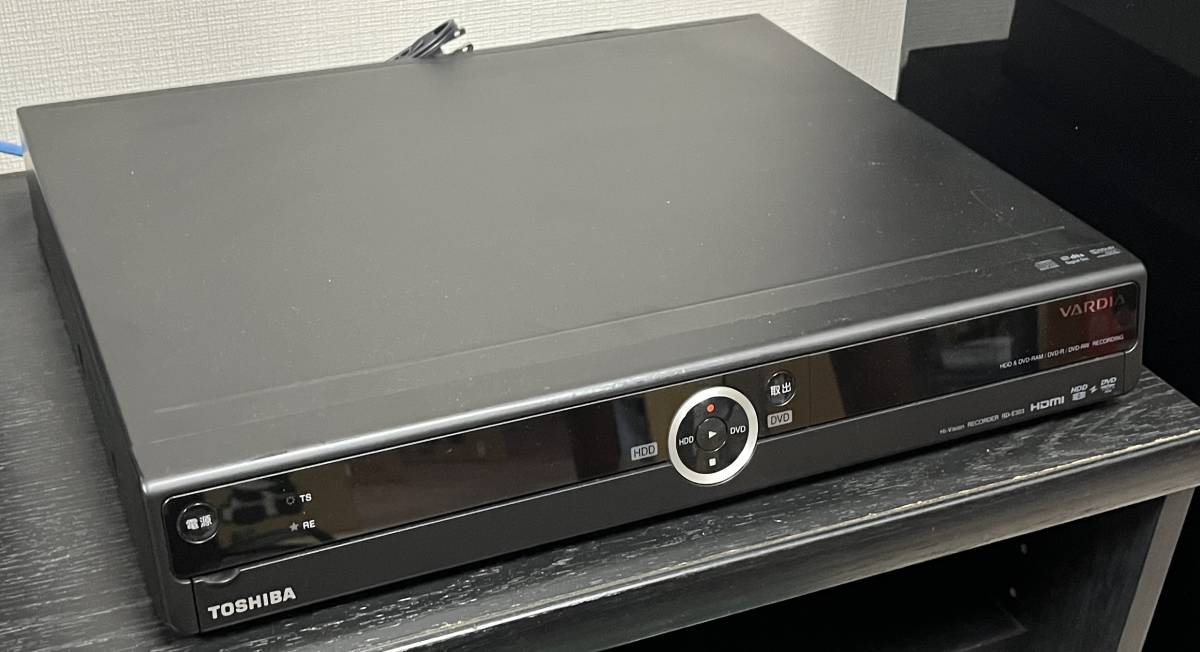 送料無料/状態良好】東芝 ハイビジョンDVDレコーダー『VARDIA RD-E303