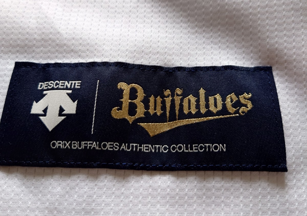 Buffaloesオーセンティックユニフォーム 2019サード 吉田正尚 野球 