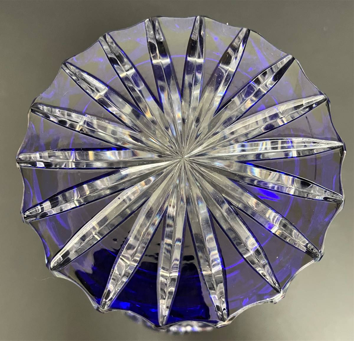 極 クリスタルガラス 切子 花瓶 LEADCRYSTAL 花器 花入 硝子 フラワー 