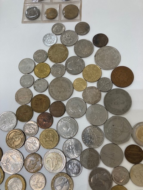 外貨おまとめ　10カナダドル　105ユーロ　25アメリカドル　その他外国銭/紙幣_6