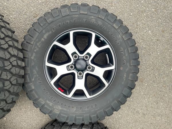 JEEP ジープ JLラングラー ルビコン 純正 タイヤホイール5本☆17×7.5J 