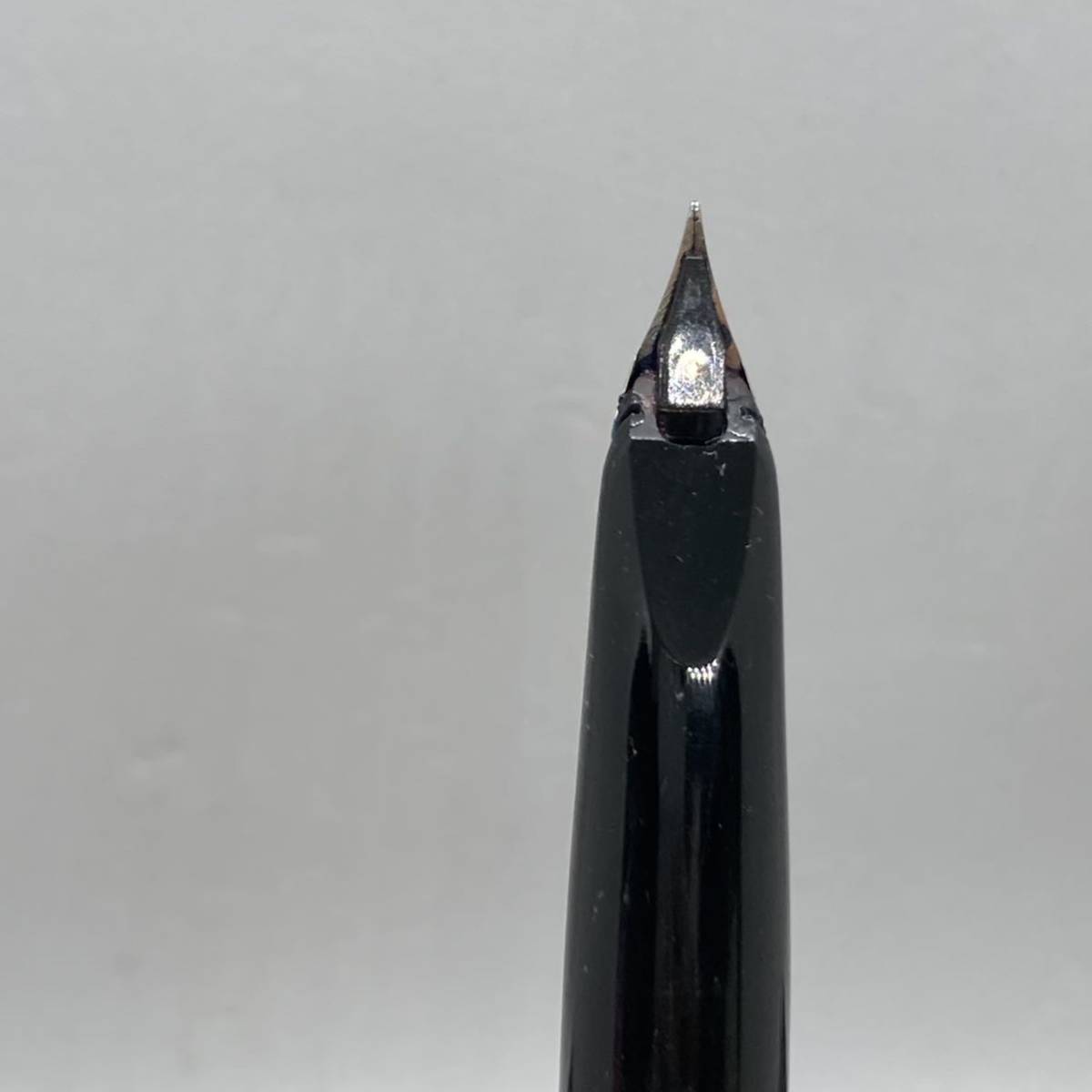 PE2691□Sailor セーラー 万年筆 ペン先 WG 18k ブラックストライプ