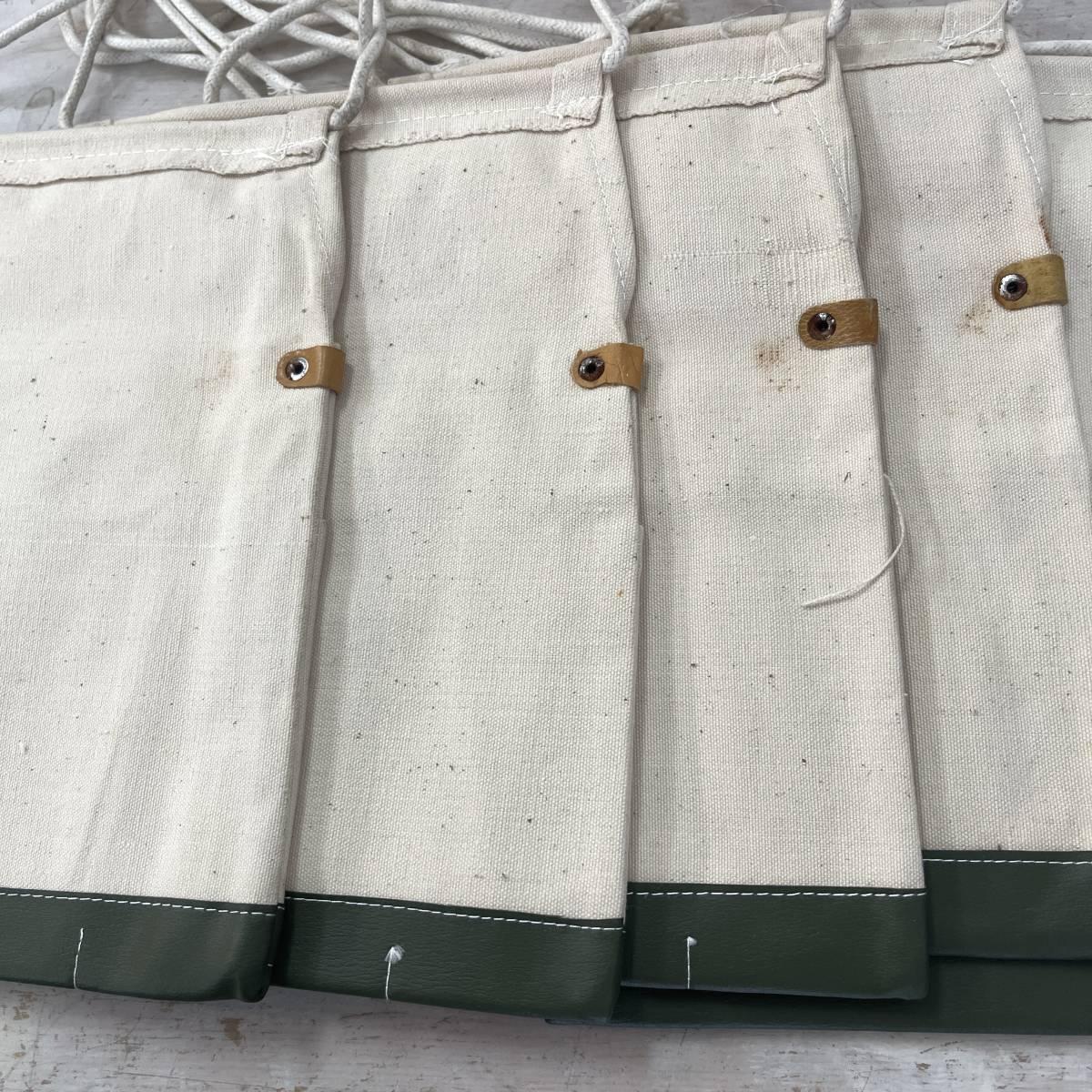 昭和レトロ　工具袋 2503 長期保管品 昭和レトロ 帆布 腰袋 工具袋 釘袋 リメイク 古布 5枚