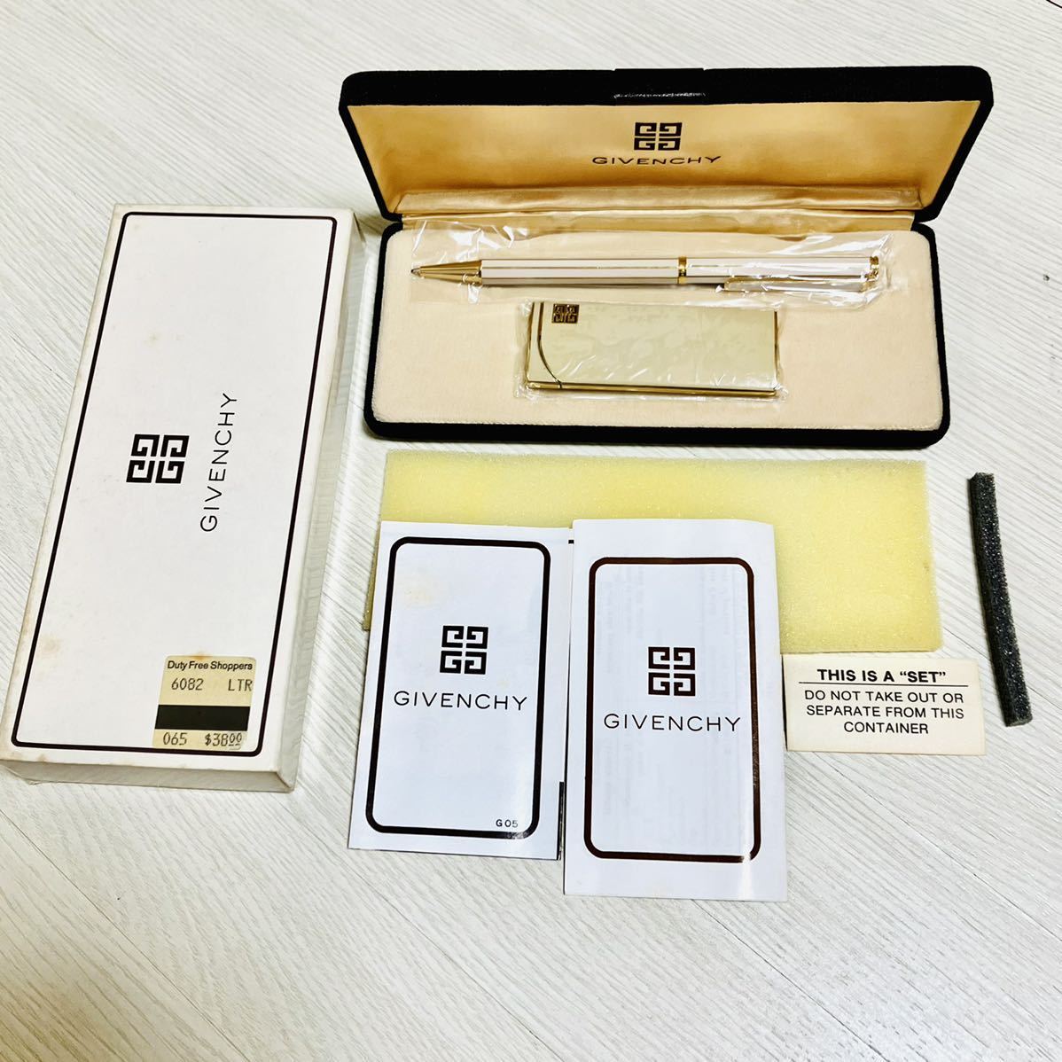 1円〜 未使用 GIVENCHY ジバンシー ガスライター＆ボールペン セット 
