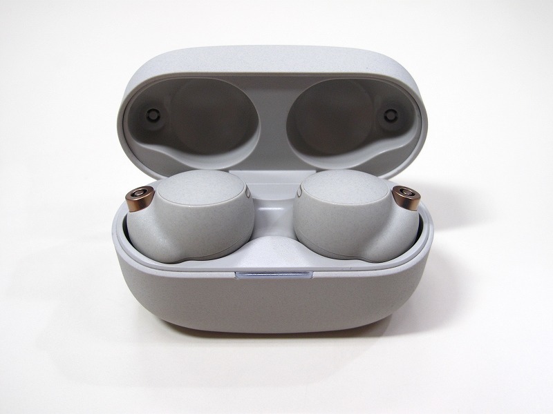 SONY ソニー WF-1000XM4 プラチナシルバー ワイヤレスノイズキャンセ