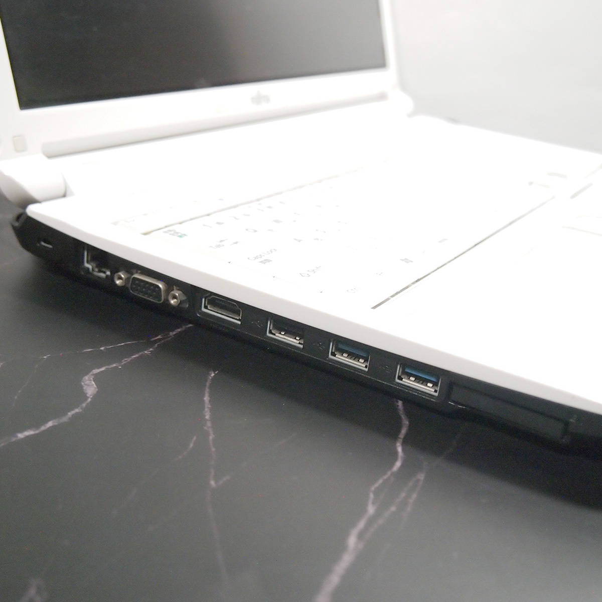 926富士通LIFEBOOK AH550⁄3B i3 XP office