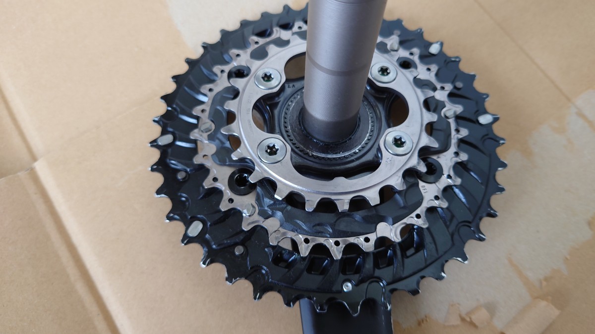 SHIMANO DEORE XT FC-M8000-3 11S 40-30-22T クランクアーム165mm 