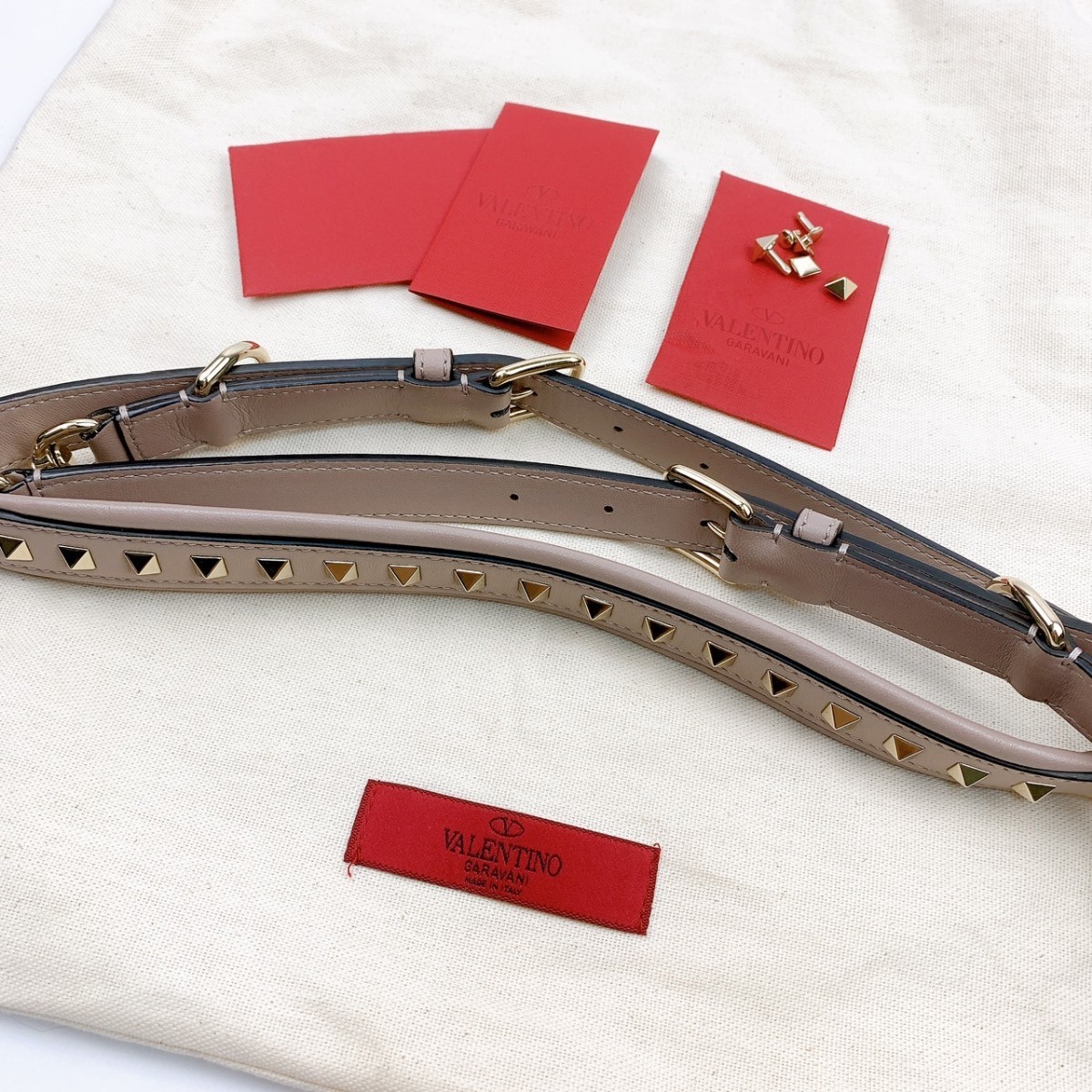1円 ヴァレンティノ ◇現行品 希少色◇ VALENTINO ロックスタッズ 