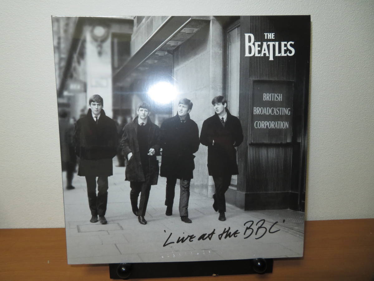 □LP 2⑫19 The Beatles / Live At The BBC (Sealed) レコード B