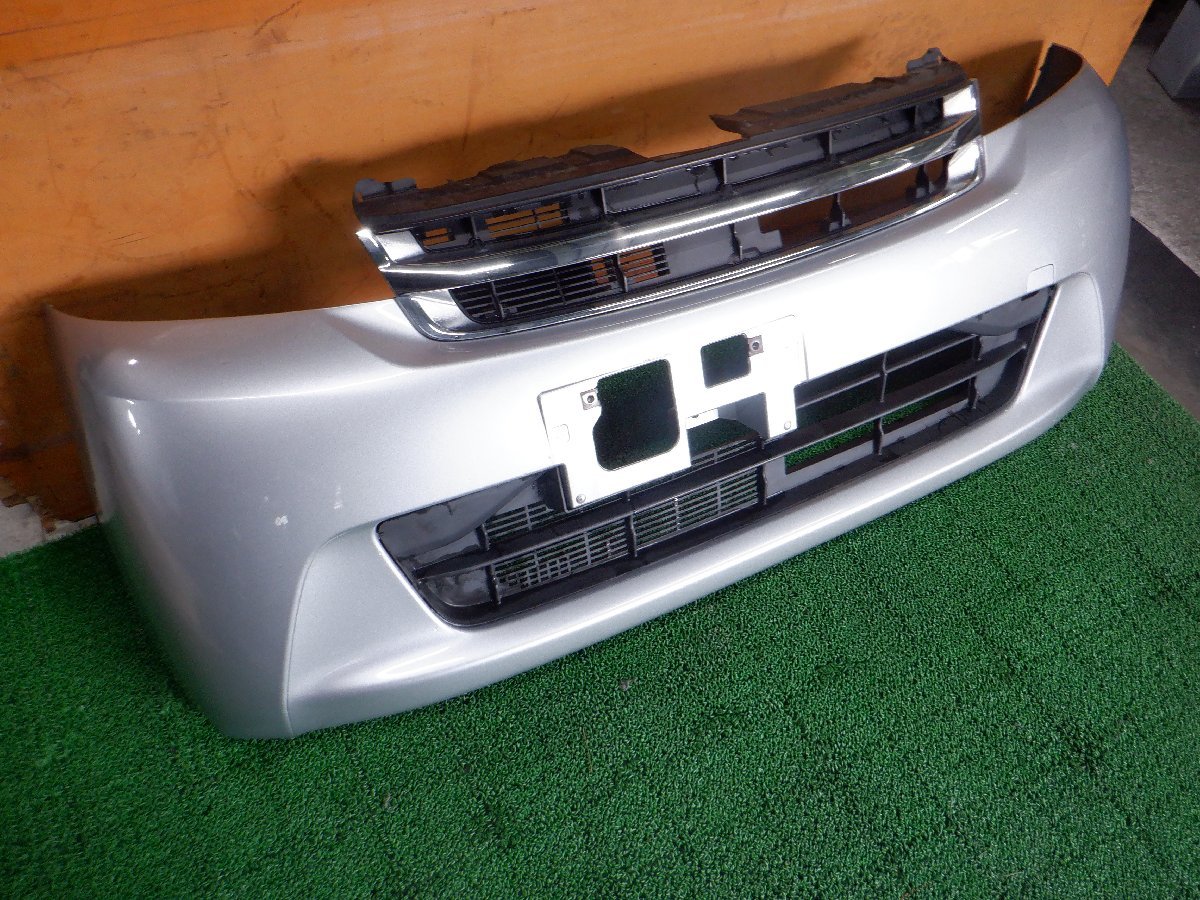 # Y388 ダイハツ / ムーヴ / LA100S / X / フロントバンパー / S28 銀 MOVE