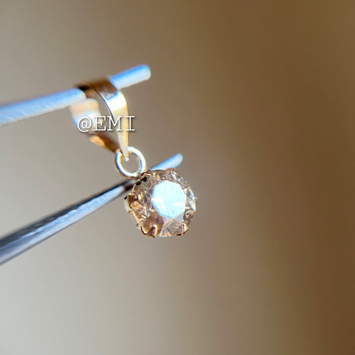 最安値 K18天然ダイヤモンドペンダント 0.40ct シャンパンカラー 最安値 K18天然ダイヤモンドペンダント 0.40ct シャンパンカラー