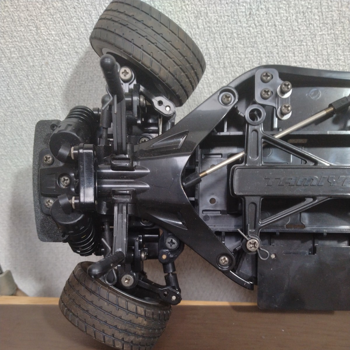 タミヤの未走行シャーシセット&中古のボディ