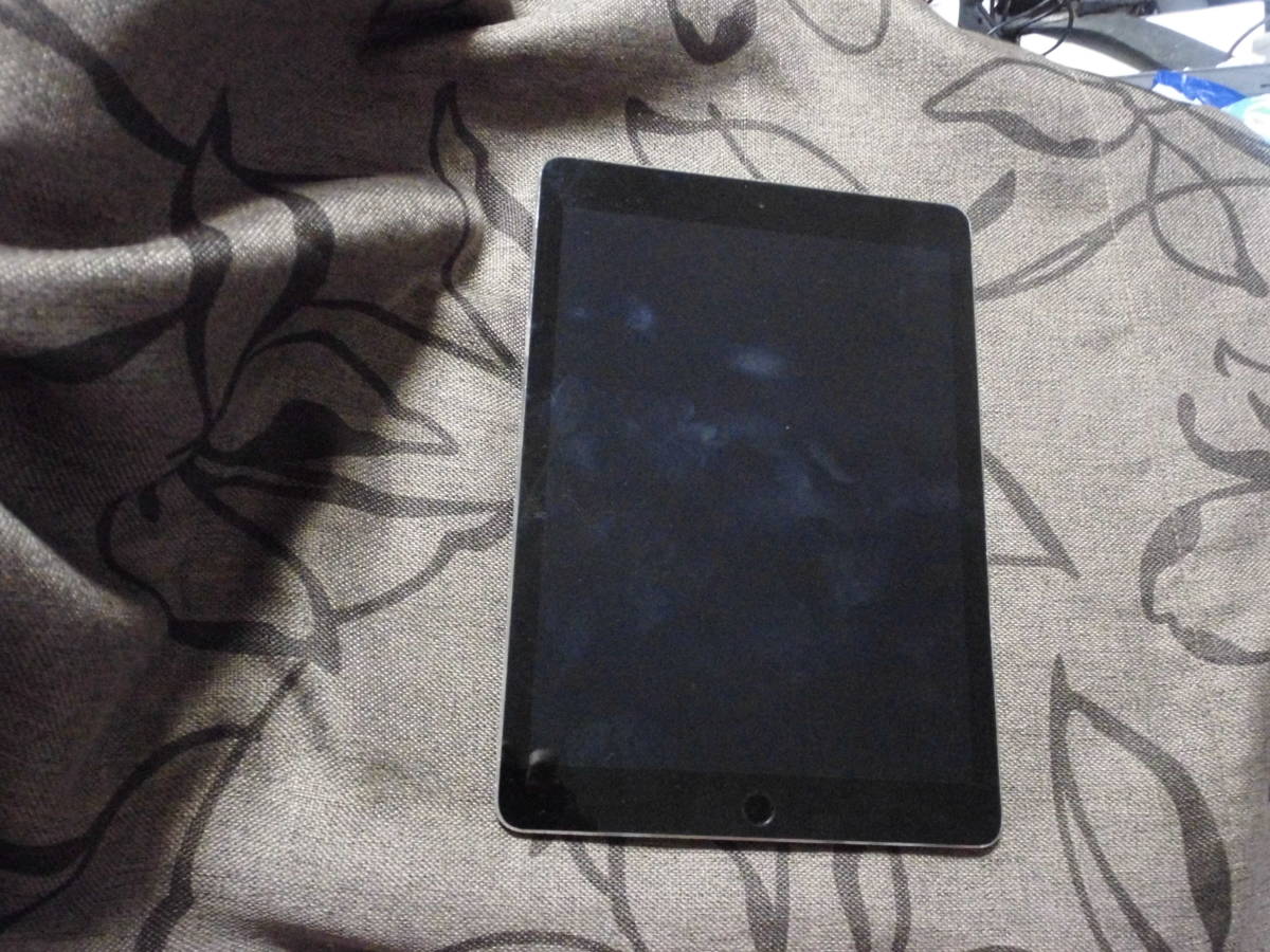 iPad　 Pro　 9.7インチ Wi-Fiモデル　 A1673 　現状品、ジャンク扱い