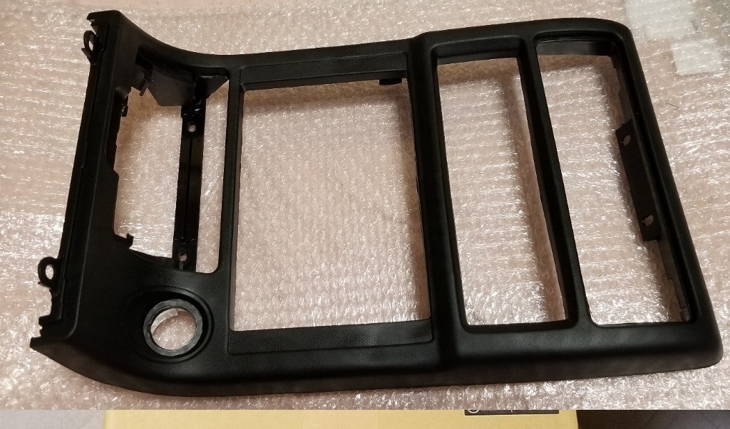 廃盤★ 未使用 マツダ純正 FC3S センターパネル インパネ オーディオパネル サバンナ RX-7 rx7 MAZDA 新品 FC3 後期 黒 内装 インテリア