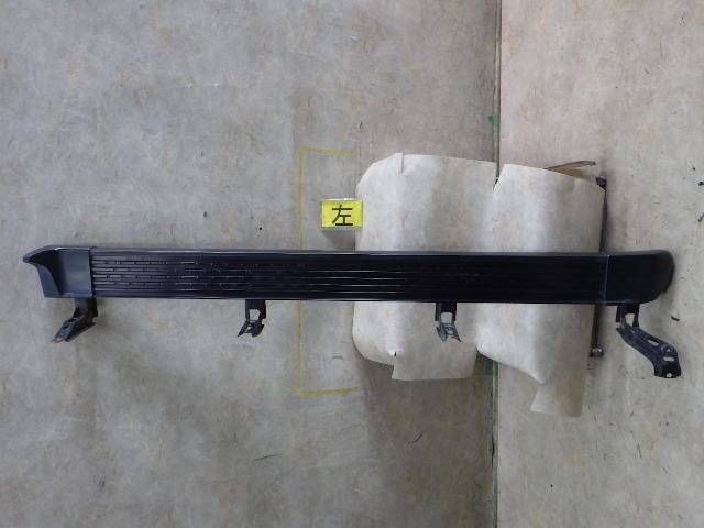 ランクル100前期 サイドステップ 左右セット ランクル100前期 サイド