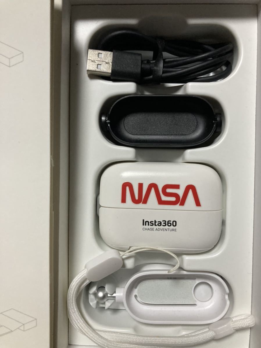 カスタムパーツ付きなので本体のみでUSB充電が可能！ Insta360 Go2 