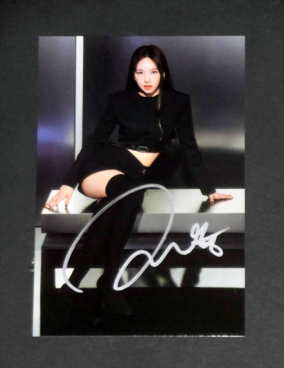 TWICE ナヨン 直筆サイン入りポストカード&THIS IS FORアルバム Amazon.co.jp: TWICEナヨン直筆サイン入り公式ポストカード : おもちゃ