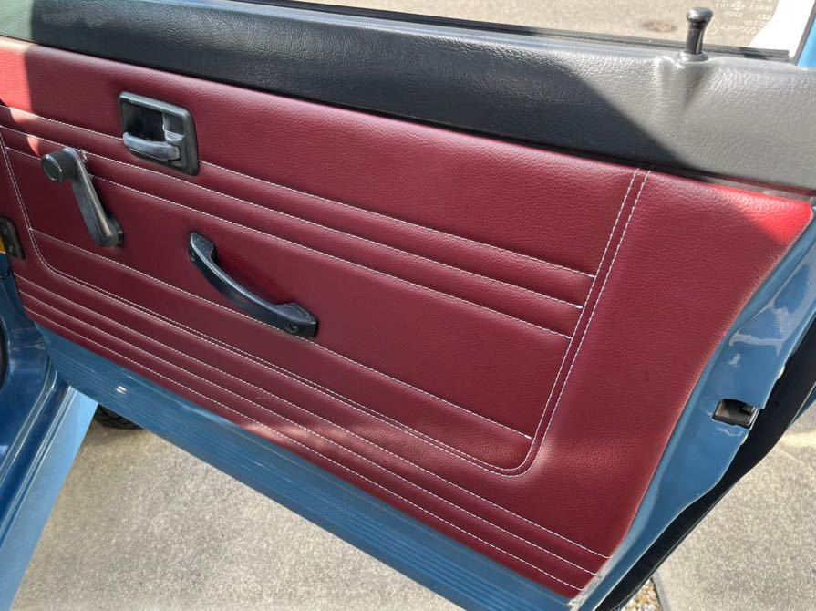 ジムニー JA11 ドア内張 レザー 白ステッチ スズキ JA12V ワインレッド 