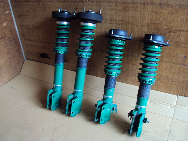 TEIN　STREET BASIS‐Z　GG2インプレッサワゴンにて使用　加工品　車高調　出品　中古品　ジャンク品