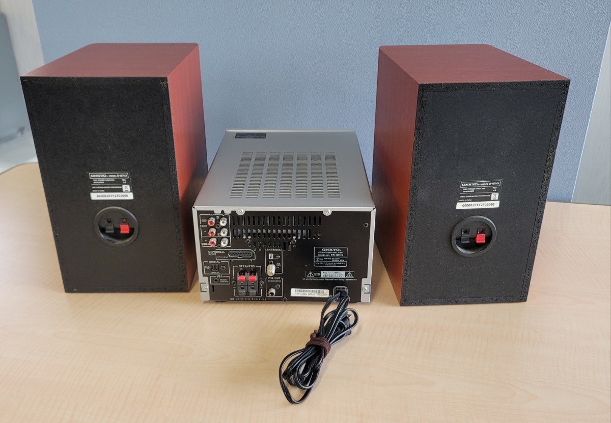 ONKYO FR-N7NX コンポ D-N 7NX スピーカー 70Wx2 ( MD - CD - USB 動作