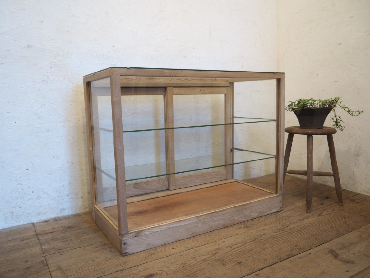 タ荷L0410◆H72cm×W89，5cm◆アンティーク◆サイズの良い古い木製ガラスケース◆飾り棚 収納棚 食器棚 レトロ ショーケース 古家具M(ヤC)飯
