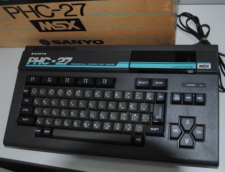 ☆超希少品【 サンヨー / SANYO MSXパソコン PHC-27 PERSONAL COMPUTER 