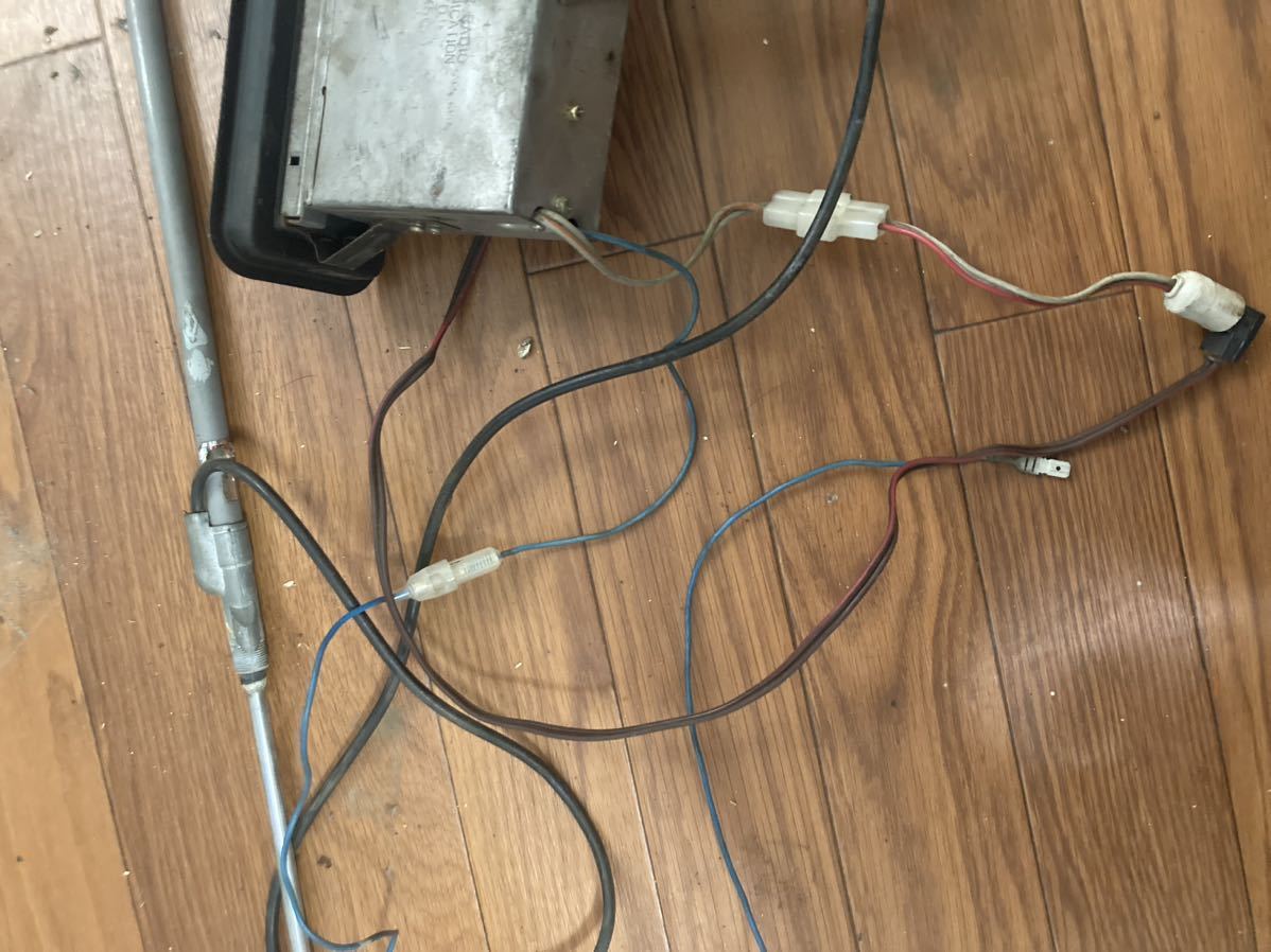 空冷 VW T-1 ビートル ヤナセ ナショナル ダブルネーム 純正カーラジオ