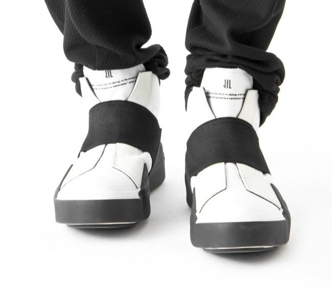 アイケーイー マルチエッジソール スニーカー spyair ike JULIUS