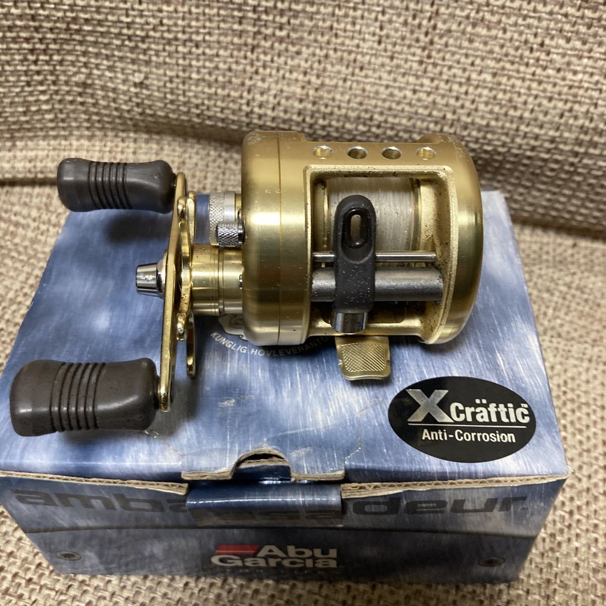 シマノ カルカッタ 100xt シマノ SHIMANO 100XT XT 0 右巻き