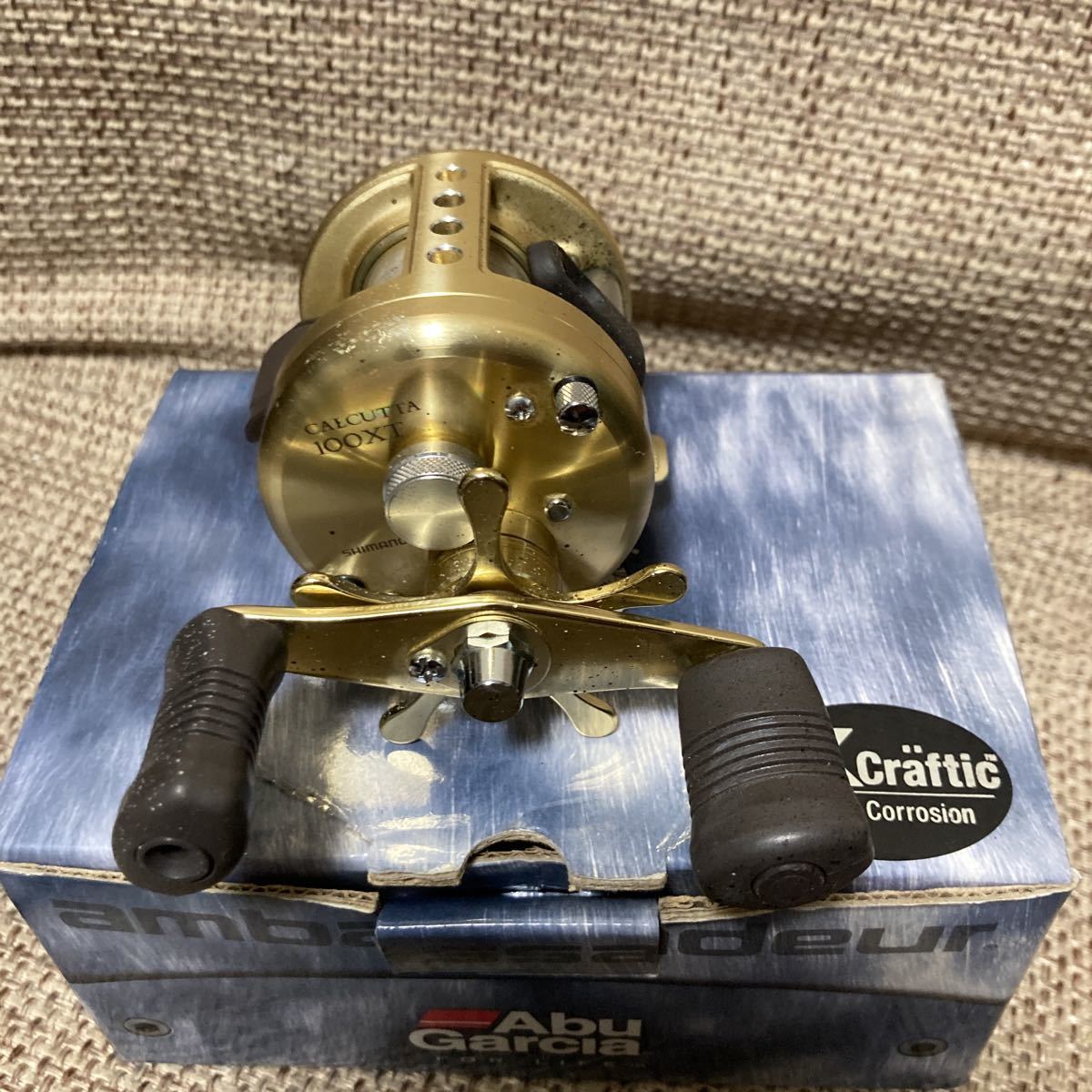 シマノ カルカッタ 100xt シマノ SHIMANO 100XT XT 0 右巻き