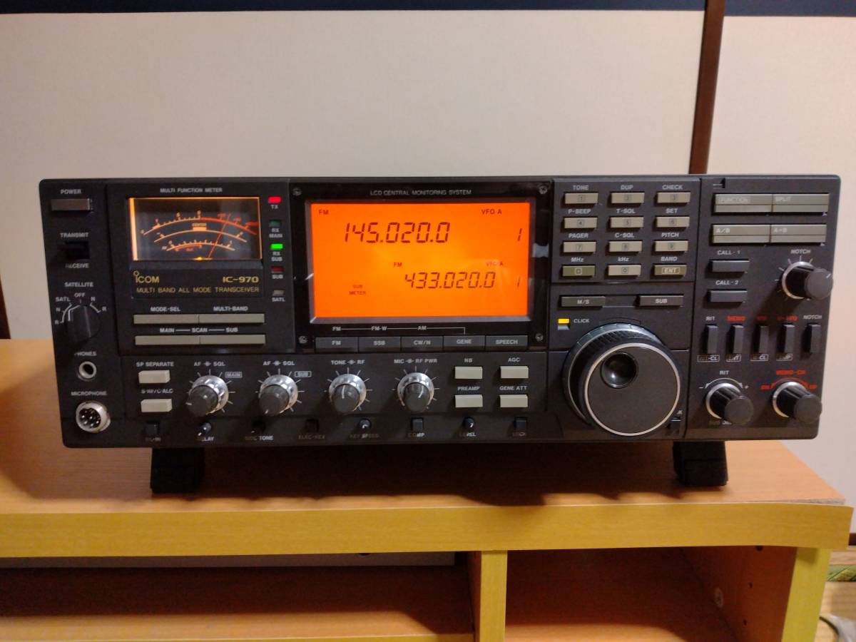 ICOM IC970 アマチュア無線機、トランシーバー