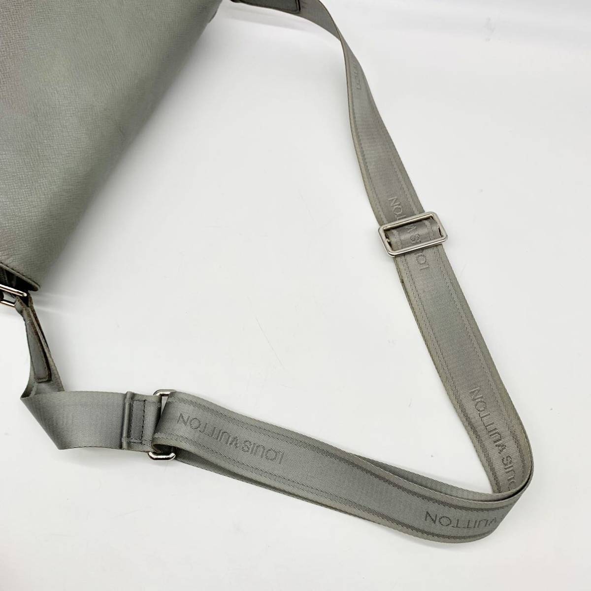 1円○美品○LOUIS VUITTON ルイヴィトン タイガ ロマンMM グラシエ 