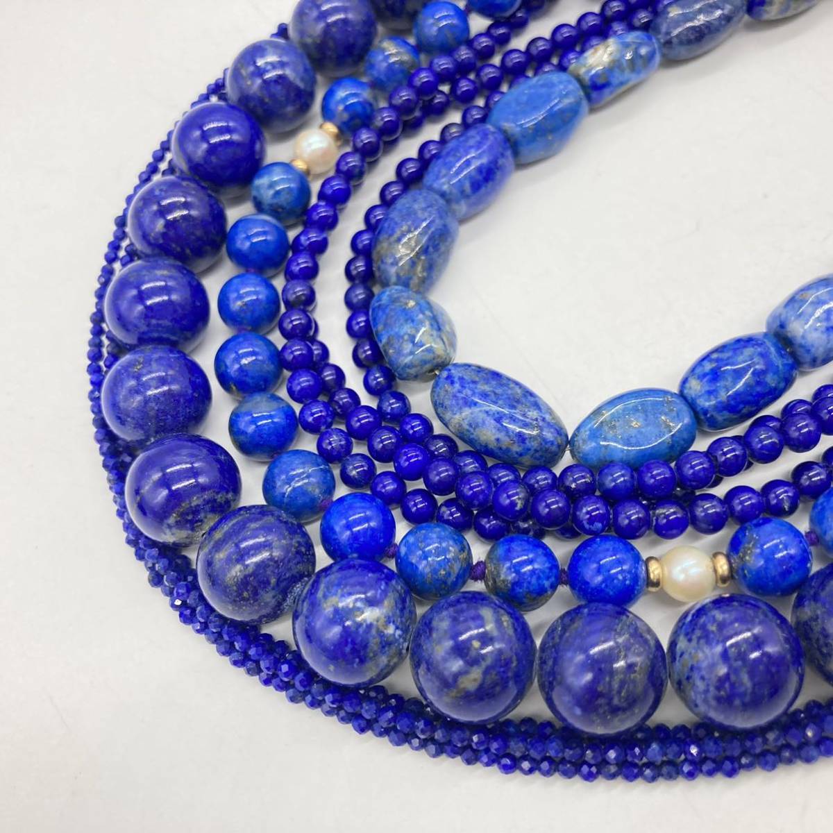 No,2ネパール ヒマラヤ水晶製 シュリヤントラ 243g 収納 【象牙風