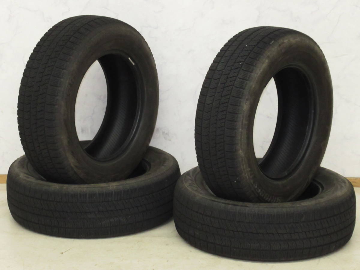 ブリヂストン ブリザックVRX2 195/65R15 スタッドレスタイヤのみ4本 ノア，ヴォクシー，ステップワゴン，プリウス，エスクァイア，210系カローラ