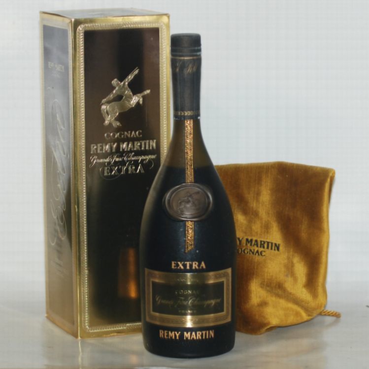 レミーマルタン (REMY MARTIN) エクストラ スリム 700ml 箱・巾着袋