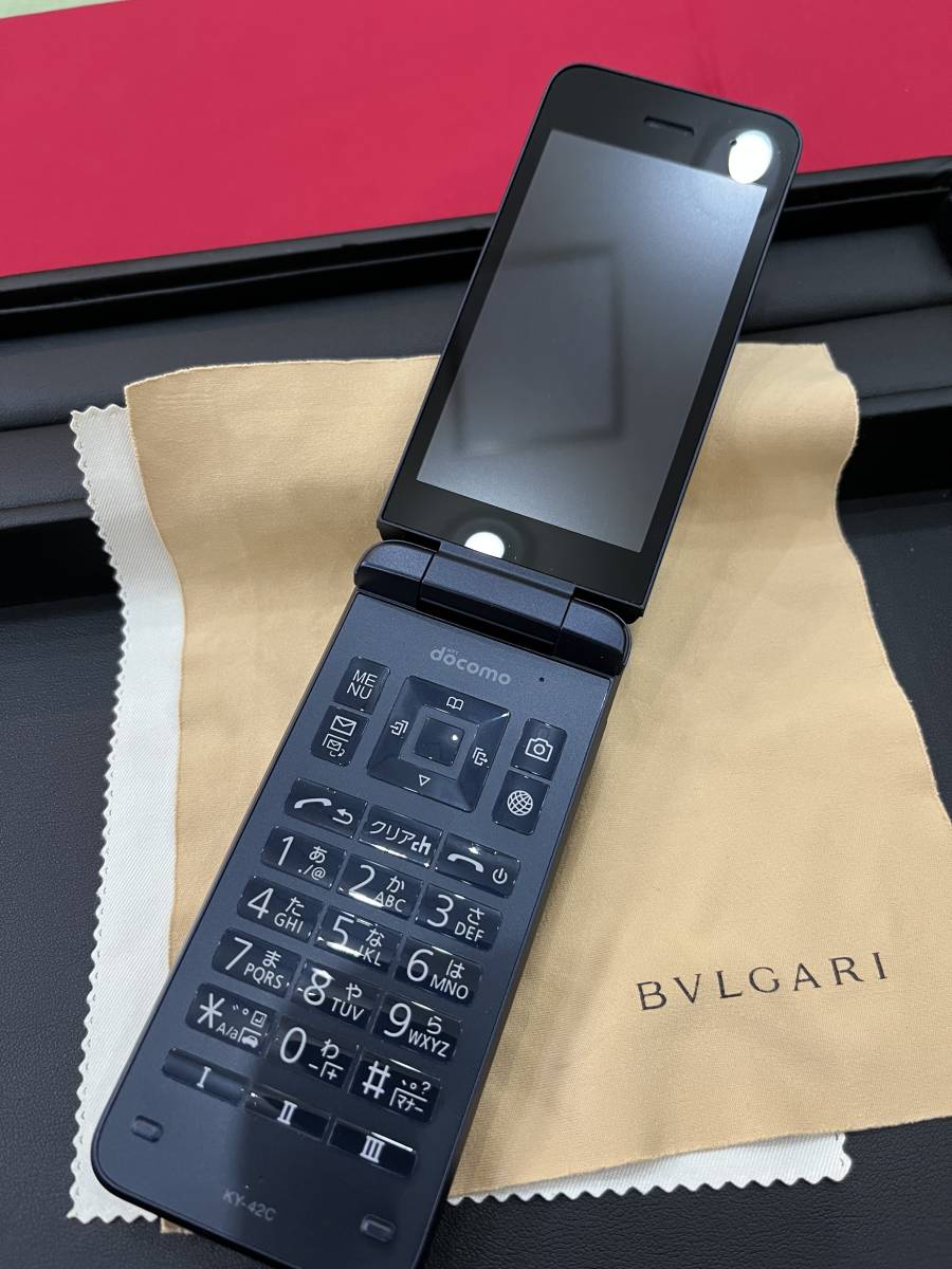 ほぼ未使用】SIMフリー docomo DIGNO ケータイ KY-42C ブラック 携帯 