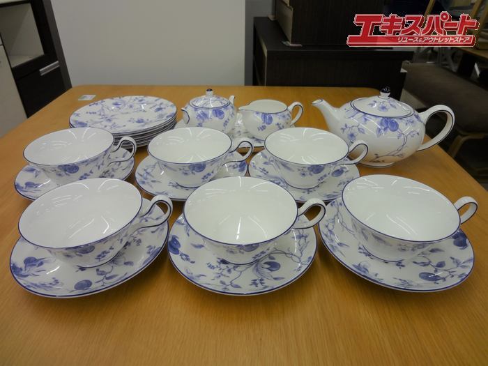 美品 ウェッジウッド WEDGWOOD ブループラム ティーセット カップ