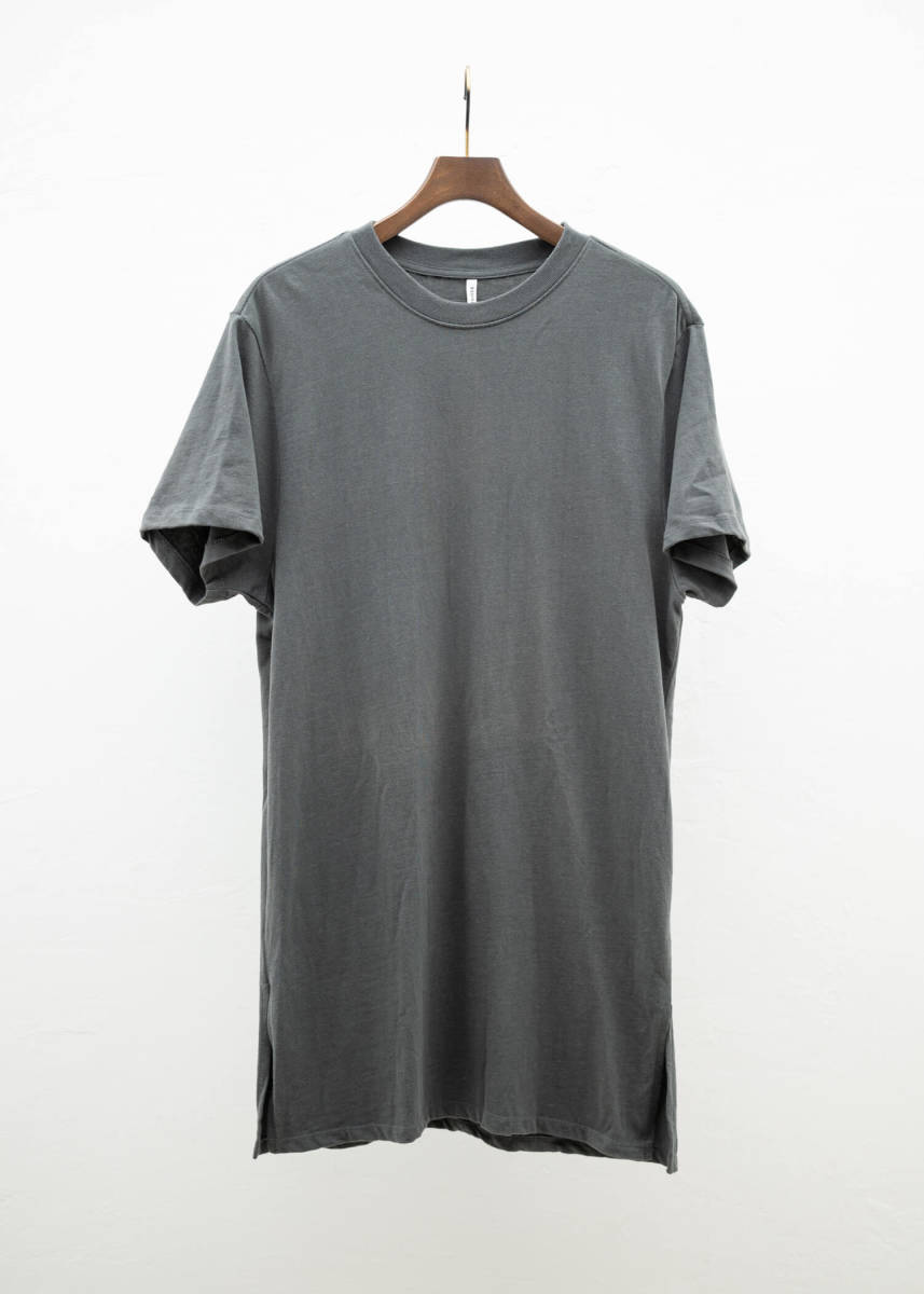送料無料，定番人気 FOG by FEAR OF GOD エフオージー バイ フィアオブゴッド 初期 ロングTシャツ カットソー 半袖Ｔシャツ S(文字、ロゴ)｜売買されたオークション情報、yahooの商品情報をアーカイブ公開 - オークフ XLサイズ以上